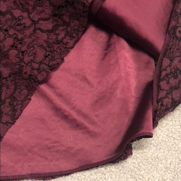Gorgeous lace maroon and black top - Picture 4 of 6